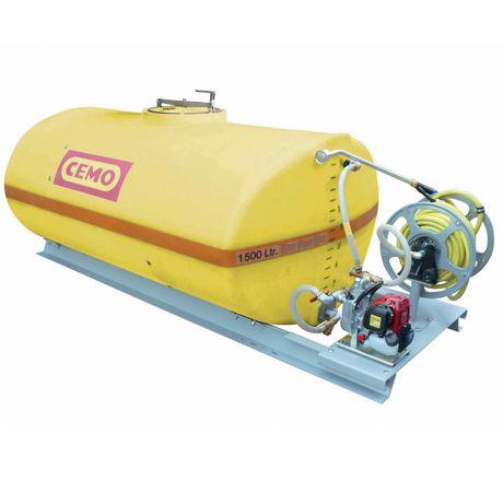 Cuve à eau 1500 équipée arrosage sur plateau, pompe thermique