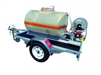 Cuve 1000 litres Cemo sur remorque routière avec pompe 
