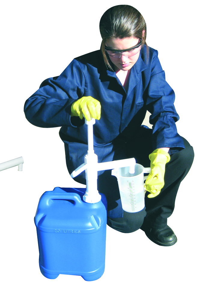 Pompe à piston pour petits bidons 